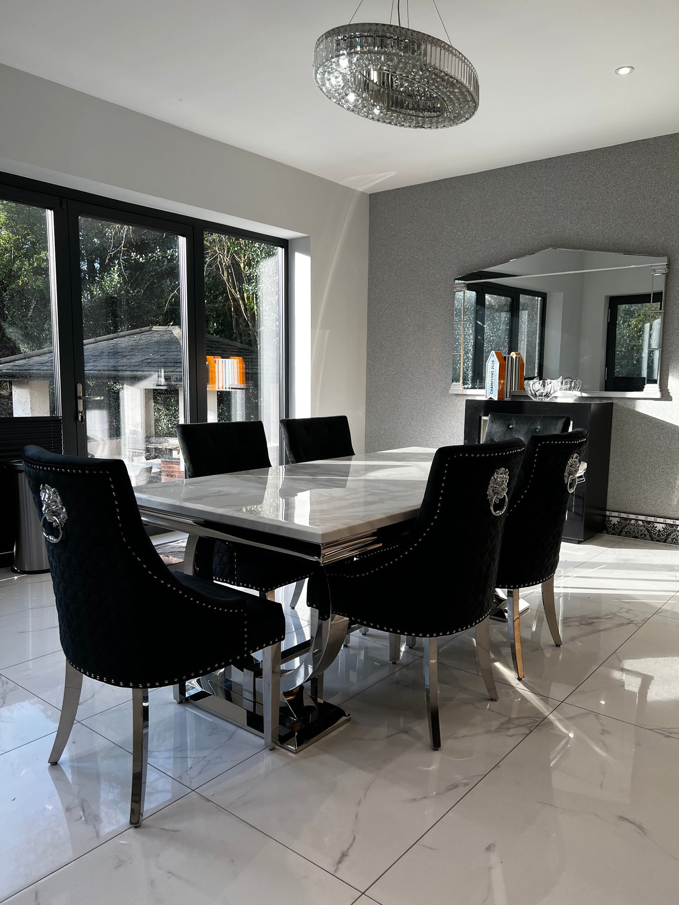 Munich Dining Table
