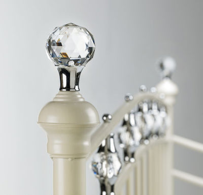Sophie Crystal bed